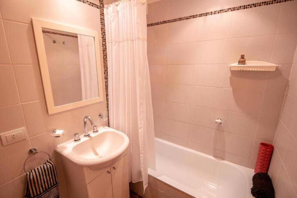 Departamento 2 Amb Con Cochera, Aire Y Wifi Apartamento *
