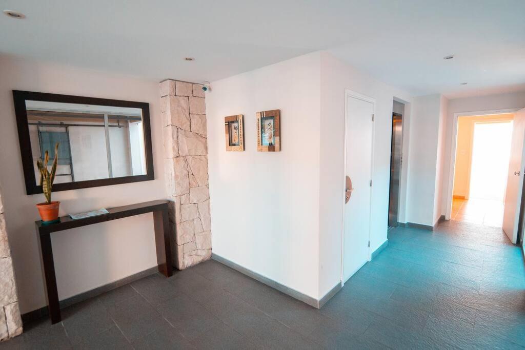 Departamento 2 Amb Con Cochera, Aire Y Wifi Apartamento *